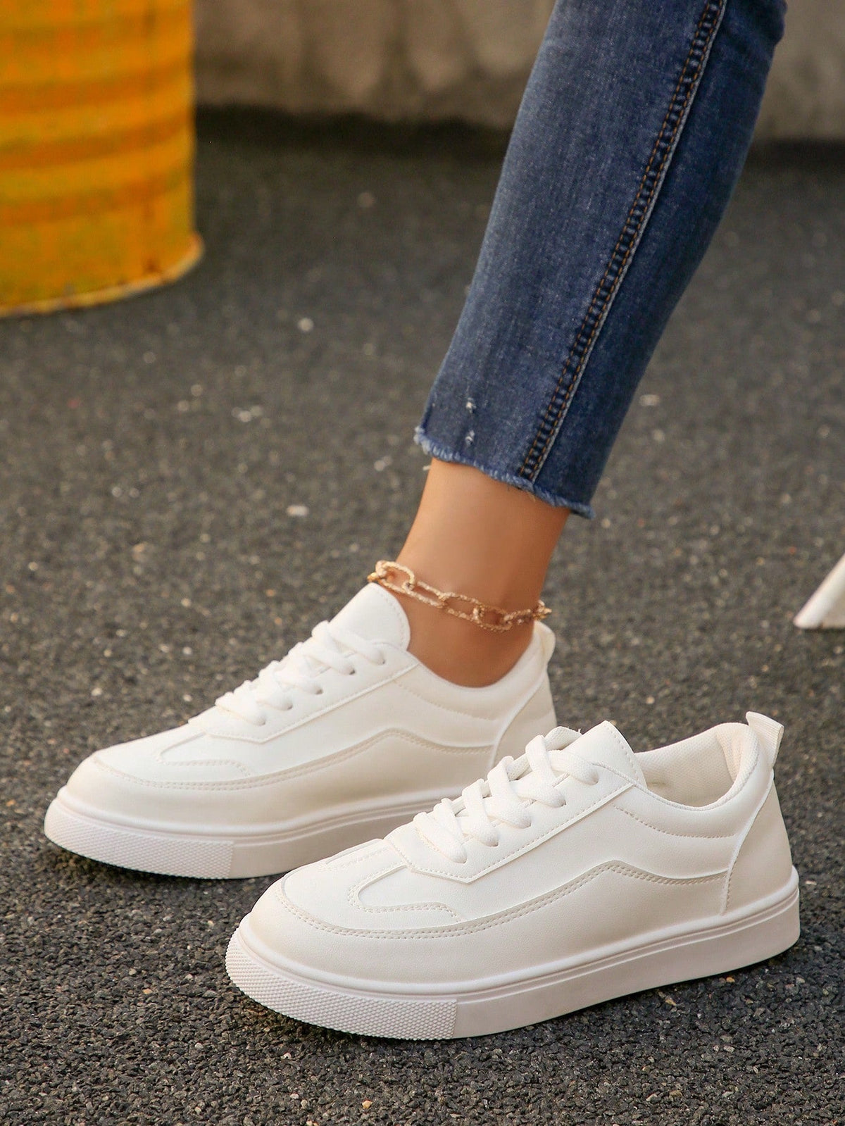 Tênis Casual Plataforma Com Recortes Modernos