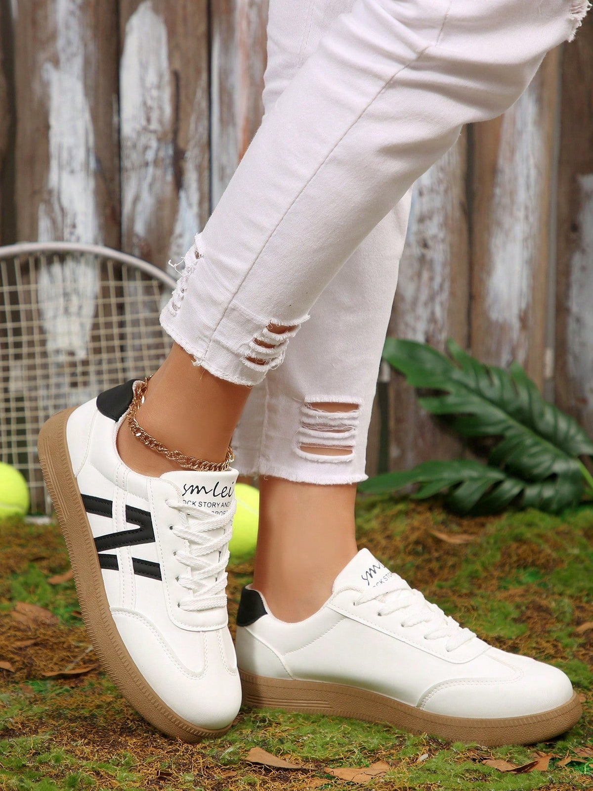 Tênis Casual Estilo Urbano Com Detalhe Listrado