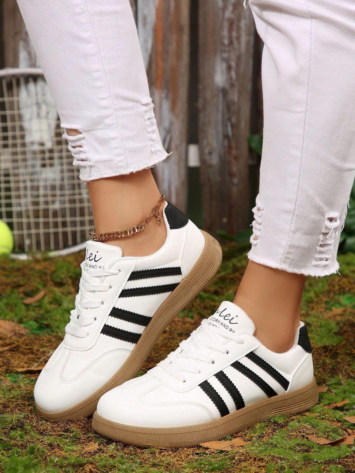 Tênis Casual Estilo Urbano Com Listras Laterais