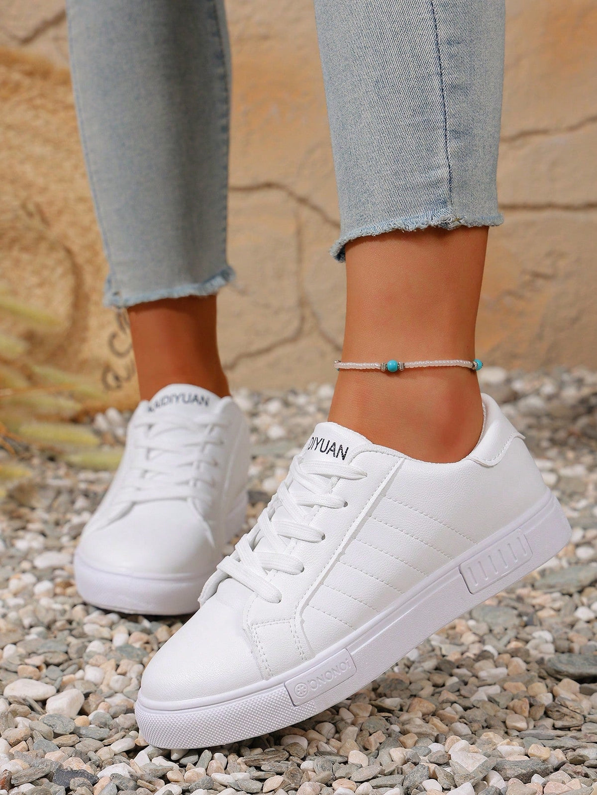 Tênis Casual Confortável Com Costura Lateral